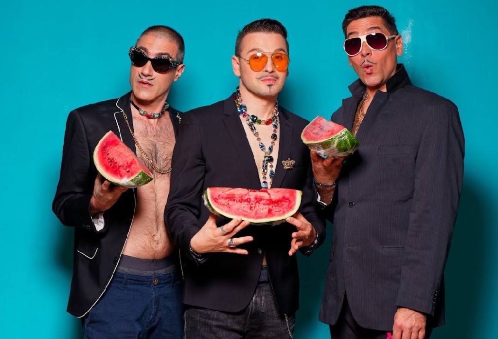 „ЛУКСОЗНИ ГЛУПОСТИ“ – НОВИЯ ХИТ НА ЛЕГЕНДАРНИТЕ БРАТЯ МАНГАСАРИЯН