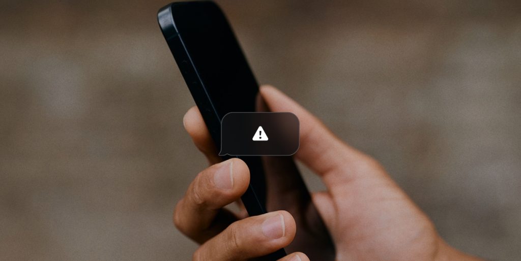 Измамниците се прехвърлят към „сигурните“ криптирани приложения WhatsApp и Telegram, съобщава Revolut. Meta все още е най-големият източник на измами като цяло