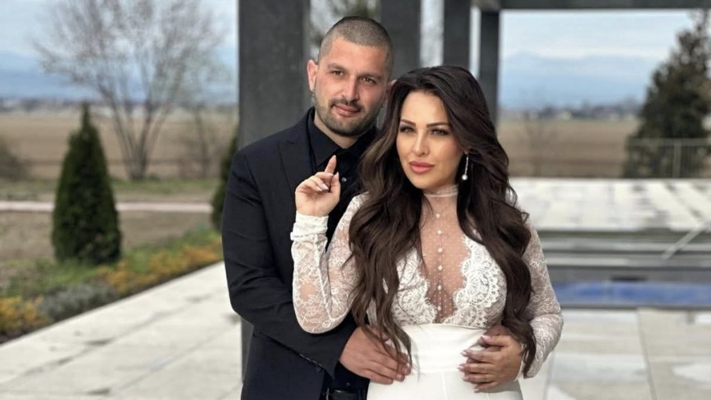 Рени и Яни Янков с двуезичен музикален проект – „Белези от рани“ и „Teci mi kroz vene“ /ВИДЕО/