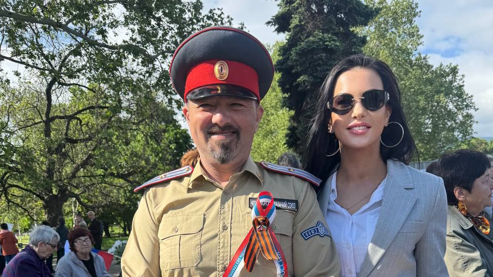 Символ на памет и гордост: Оксана Желяпова се преклони пред героите на 9 май