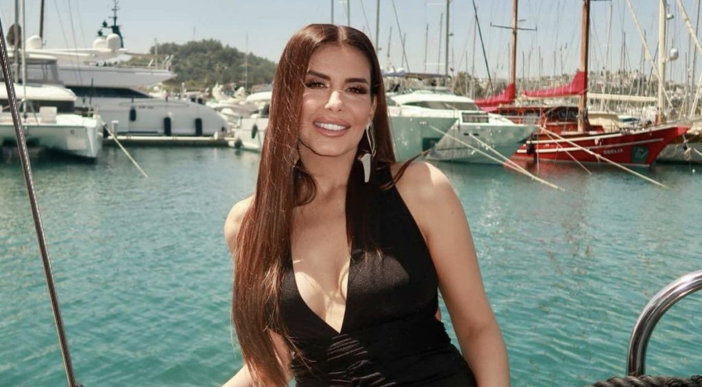 Турската държава спонсорира проект на Анелия с над 100 000