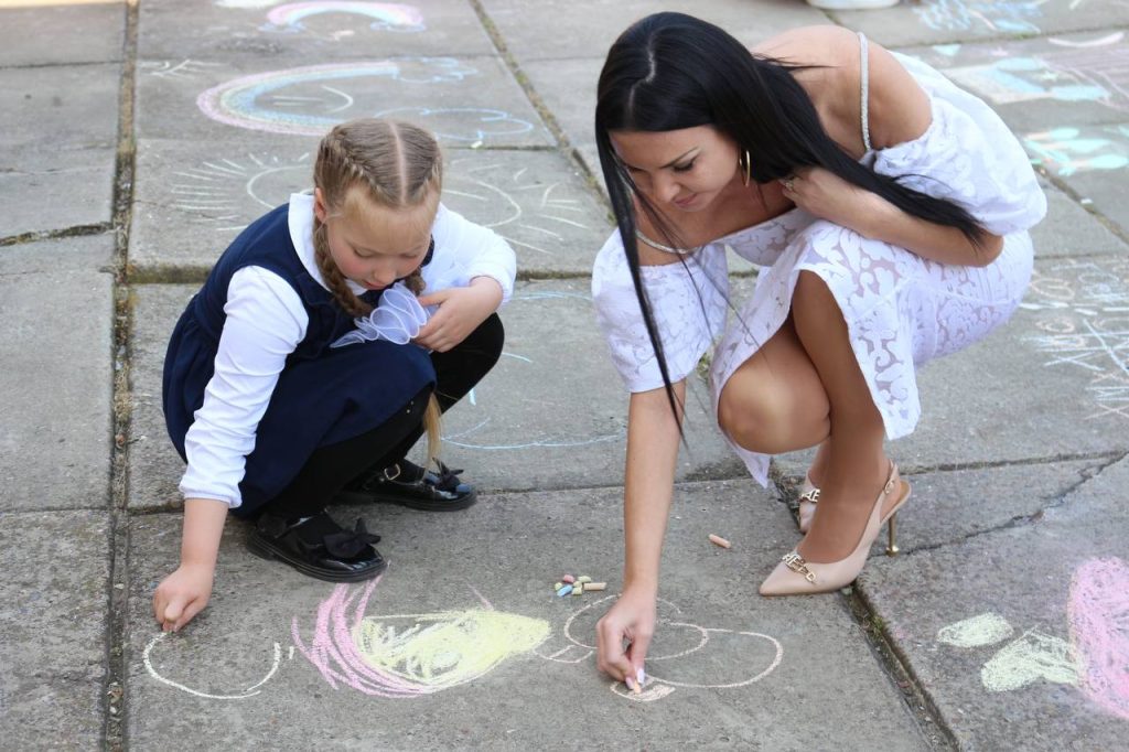 Оксана Желяпова отново покори сърцата на цяла Молдова със своето присъствие за деня на детето