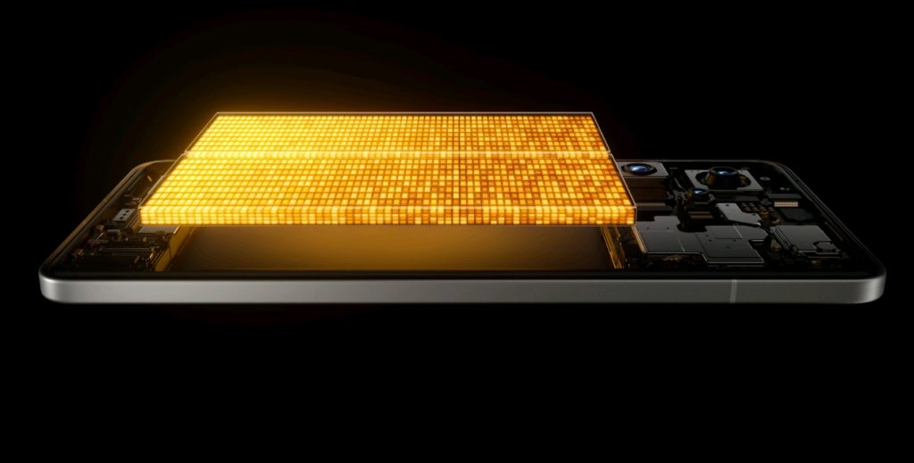 realme обяви нов стандарт при издръжливостта на батериите в смартфоните си и пое ангажимент за 1400 цикъла на зареждане до 2027 година