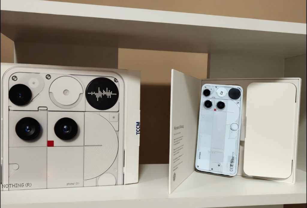 РЕВЮ| Nothing Phone (3) – новият&nbsp; хит