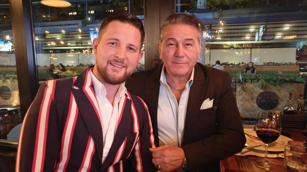 Халид Муслимович написа песен за Бенямин Клиичич: „Boli glava“ вече се превръща в хит, който покорява сърцата на публиката